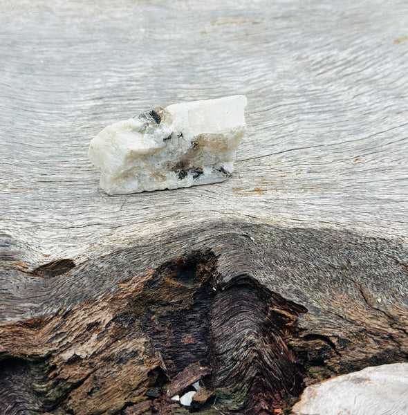 Moonstone Raw Chunk Small  ❤️
